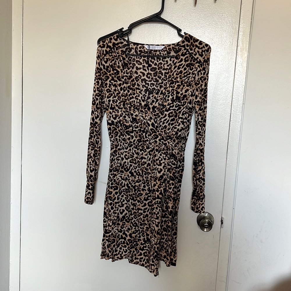 Zara. Used once. 100%viscose